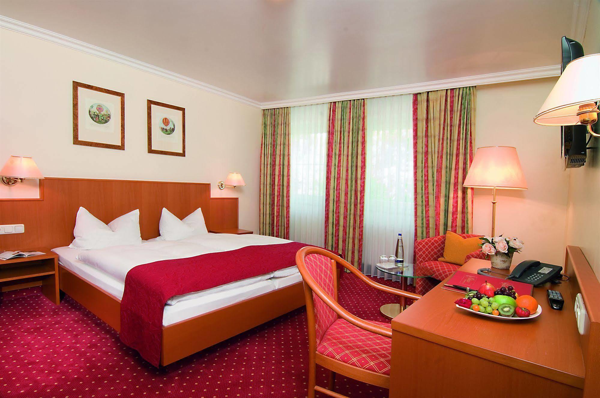 Landgasthof Hotel Gentner Nürnberg Eksteriør bilde
